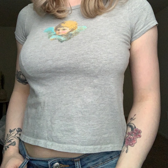Grey Angel tshirt - Picture 1 of 5